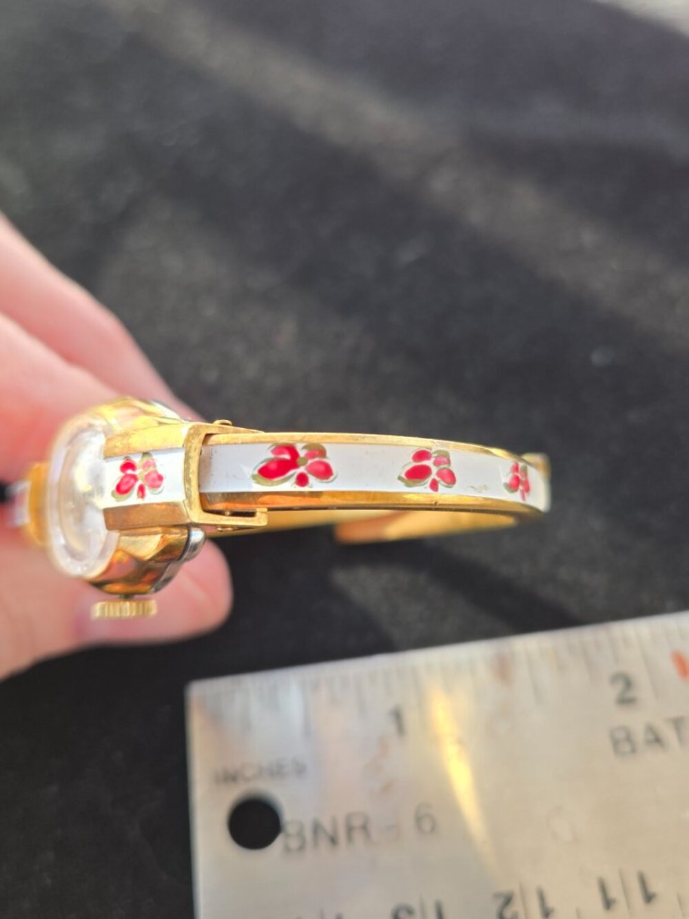 Vintage White and Floral Enamel Hinged Bucherer Watch - Picture 4 of 10